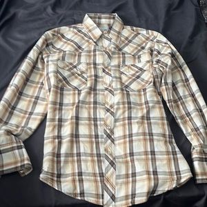 Wrangler Wrancher pearl snap button down size medium